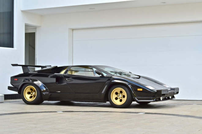 兰博基尼Countach侧面照 兰博基尼Countach侧面照