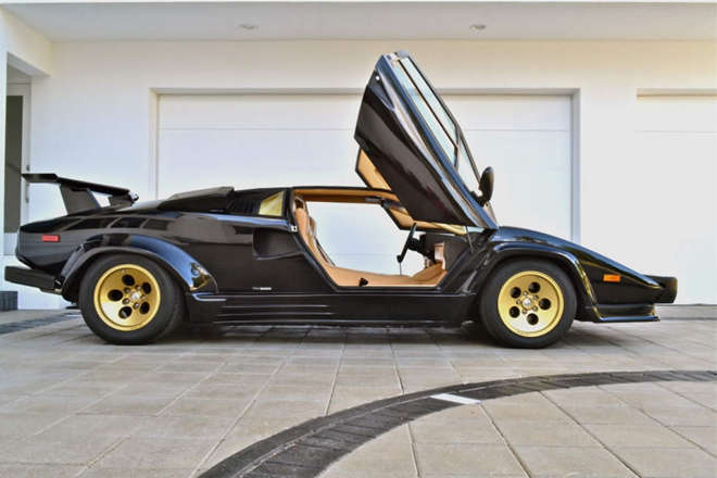 兰博基尼Countach侧面 兰博基尼Countach侧面