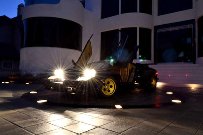 兰博基尼Countach整体照 兰博基尼Countach整体照