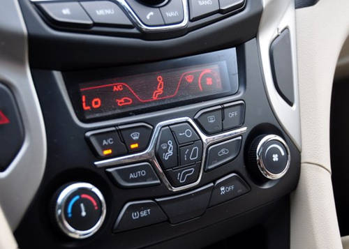 奇瑞新系艾瑞泽