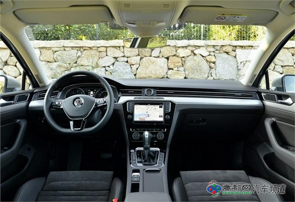 曝新一代Passat B8国产信息 或明年初亮相