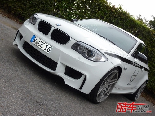 德国 Manhart Racing改装厂发布了 BMW 1 系 M Coupe改装套件