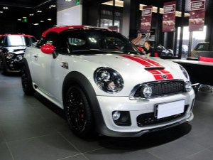 COUPE JCW